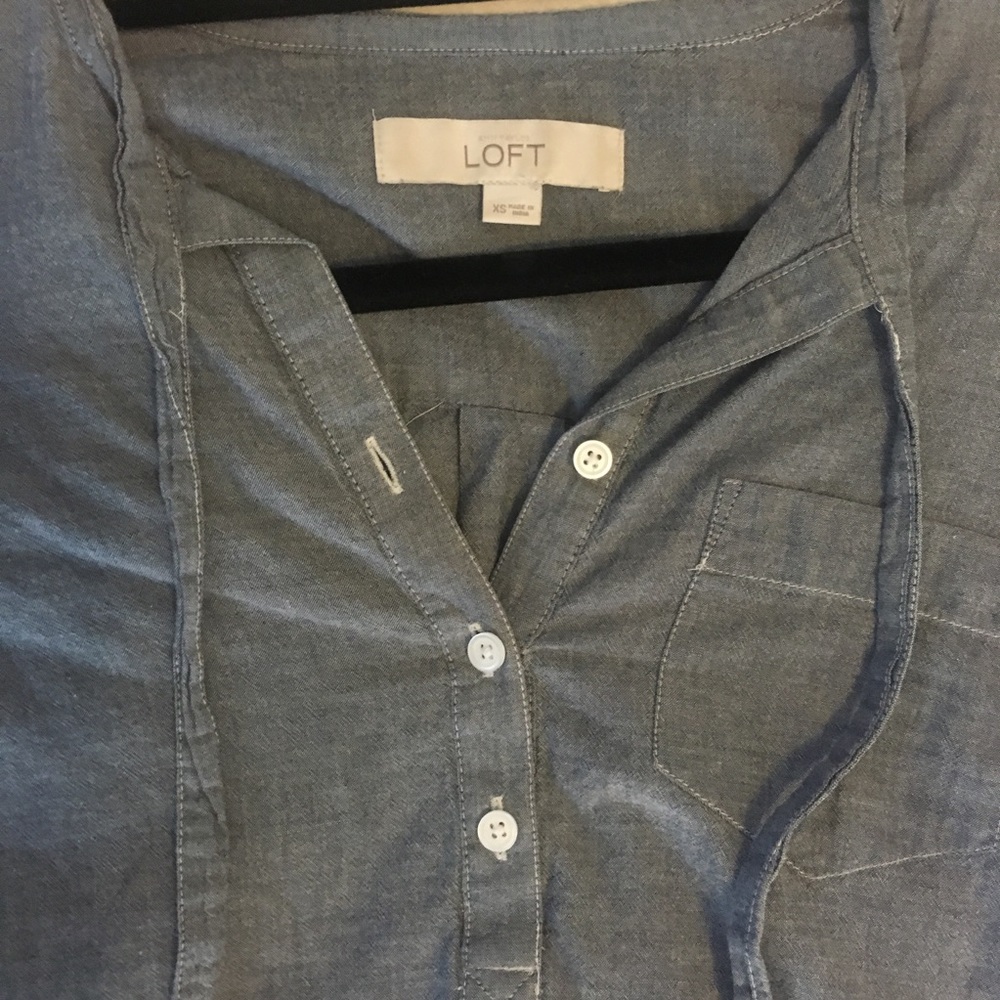Loft chambray top - Picture 2 of 2